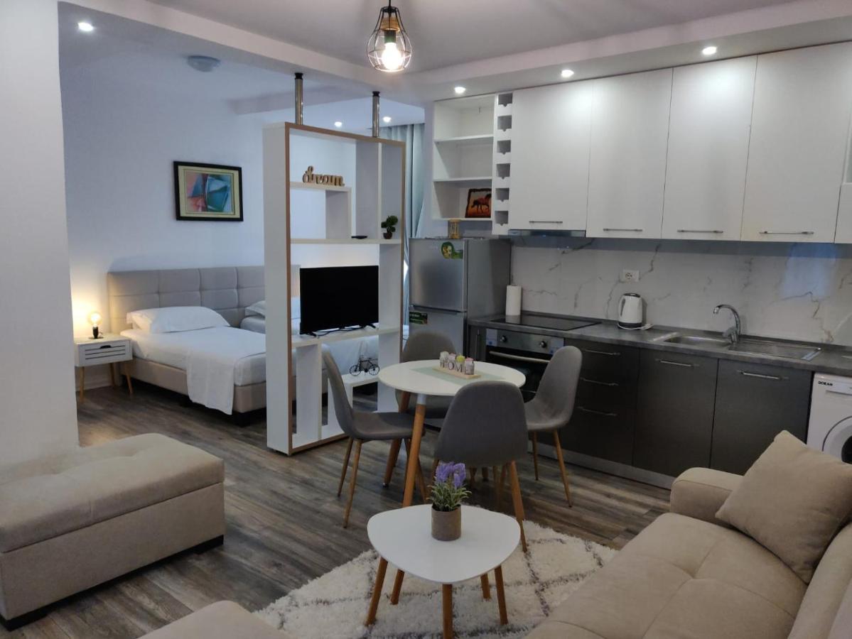 E&a Apartment
